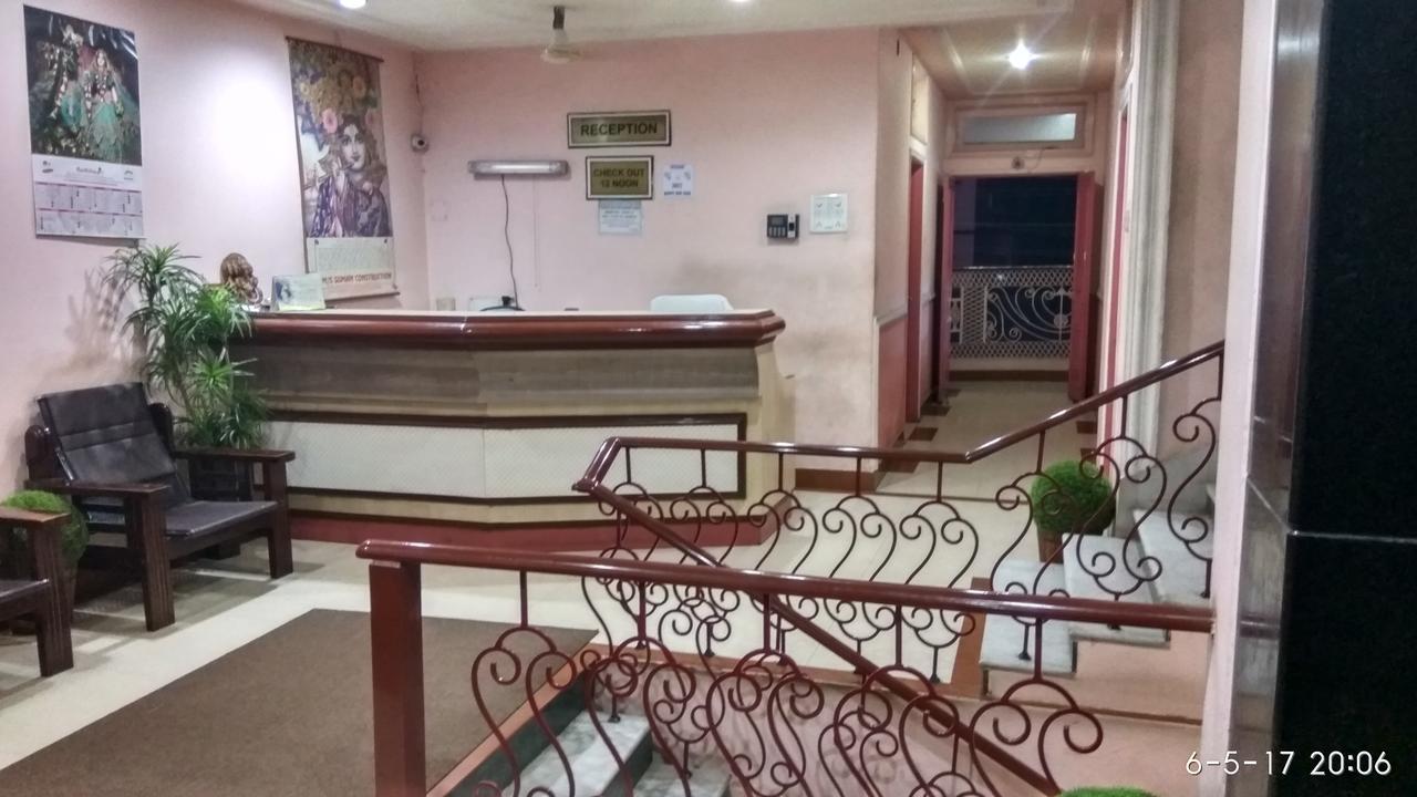 Hotel Varsa Dibrugarh Esterno foto