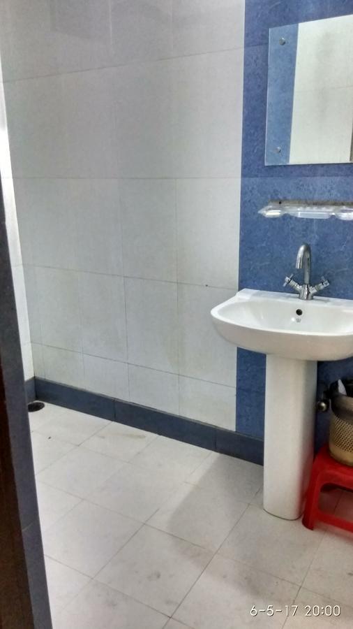 Hotel Varsa Dibrugarh Esterno foto